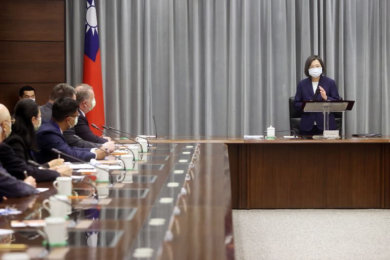 Президент встретилась с участниками Тайбэйского диалога о безопасности