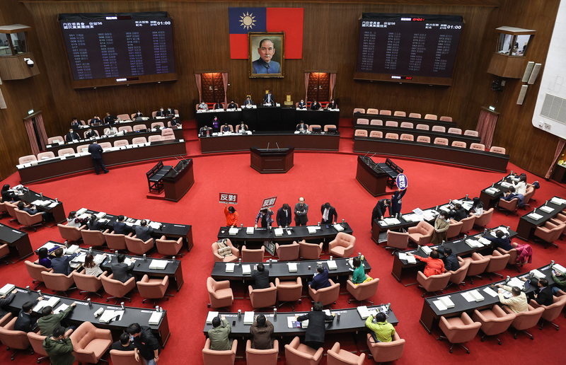 Законодательный Юань принял бюджет на 2023 год.