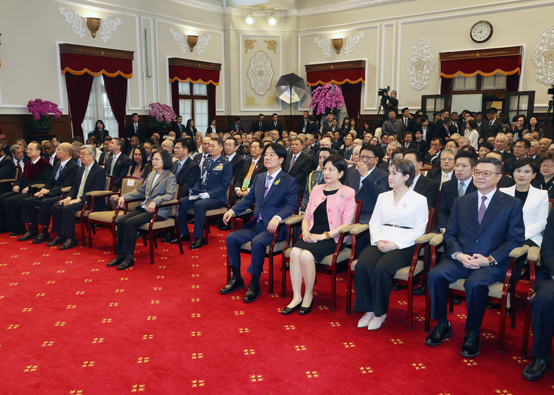 Иностранные гости и делегации посетили инаугурацию Лай Цин-дэ