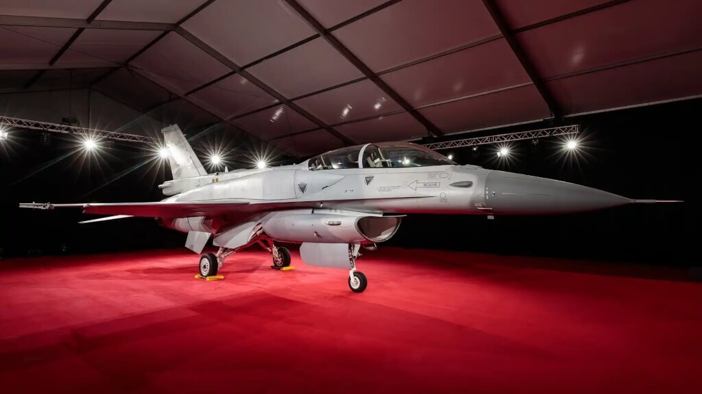 ВВС КР: Приобретённые у США новые истребители F-16 скоро выйдут с завода